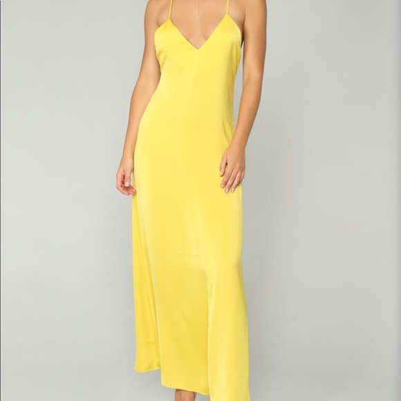 FashionNova maxi dress - Picture 1 of 4